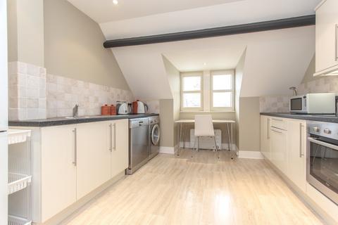 3 bedroom apartment for sale, Keele Close, Watford WD24