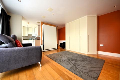 1 bedroom apartment for sale, Caledonian Road, Islington, N7