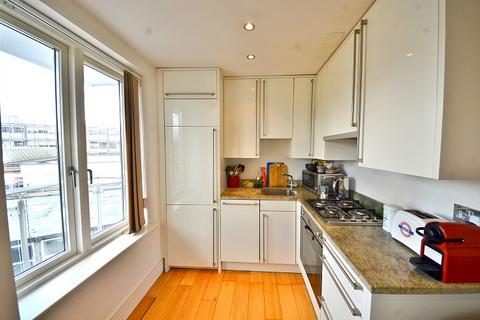 1 bedroom apartment for sale, Caledonian Road, Islington, N7