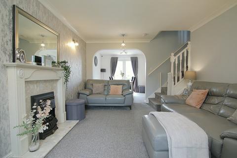 3 bedroom detached house for sale, Brambling Drive, Bradford, West Yorkshire, BD6