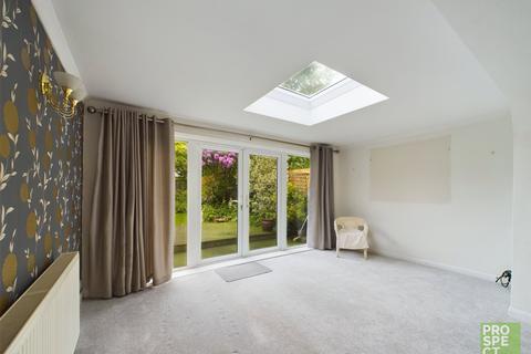 4 bedroom semi-detached house to rent, Frimley Grove Gardens, Frimley, Camberley, Surrey, GU16