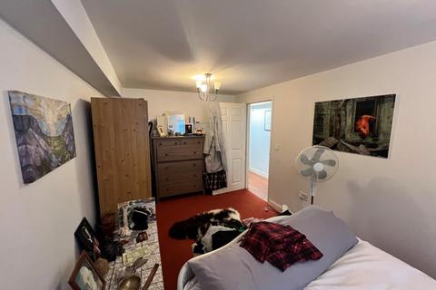 1 bedroom apartment to rent, WATERSIDE,  CHESHAM,  HP5