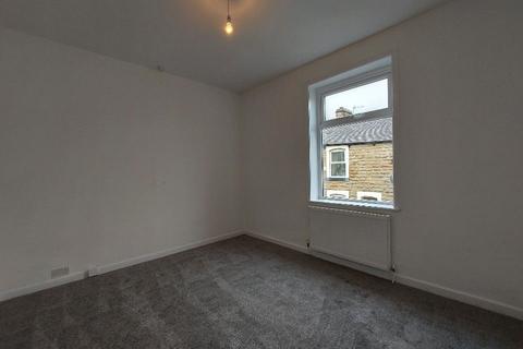 2 bedroom terraced house to rent, Burnley  BB11