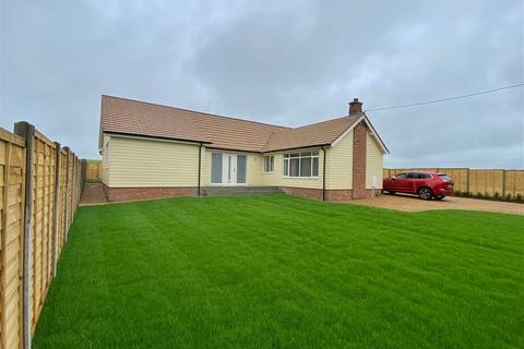 4 bedroom detached bungalow for sale, Garden House Lane, Rickinghall, Suffolk, IP22 1EA