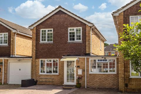 4 bedroom detached house for sale, St. Hildas Close, Crawley RH10