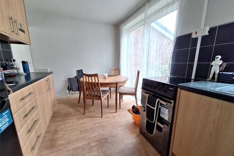2 bedroom end of terrace house for sale, Wiltshire Road, Chadderton, Oldham, OL9