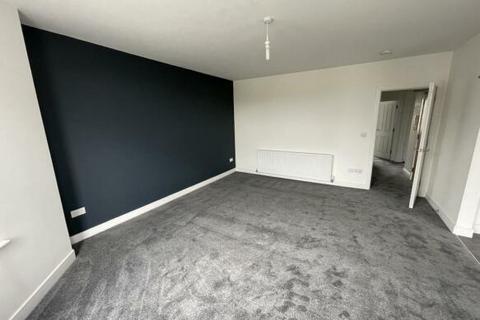 3 bedroom apartment to rent, Adelphi Road, Paignton