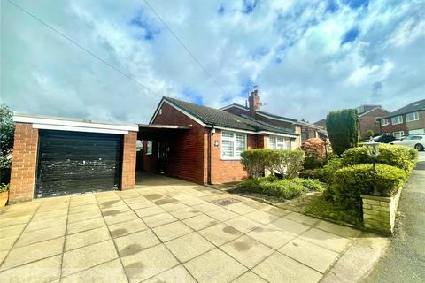 2 bedroom semi-detached bungalow for sale, Richmond Crescent, Mossley, OL5