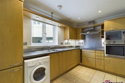 2 bedroom flat for sale, Grand Parade, Meads, Eastbourne, BN21