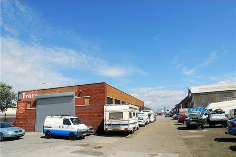 Industrial unit to rent, West Float Industrial Estate, Dock Road, Poulton, CH41 1JJ