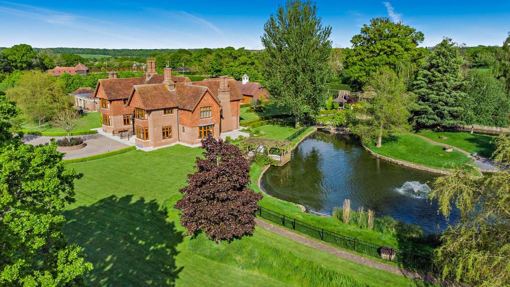 Willow Manor