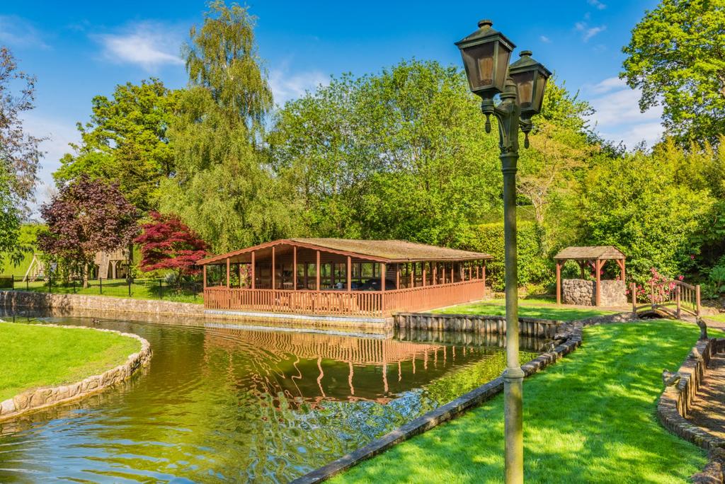 Summer House
