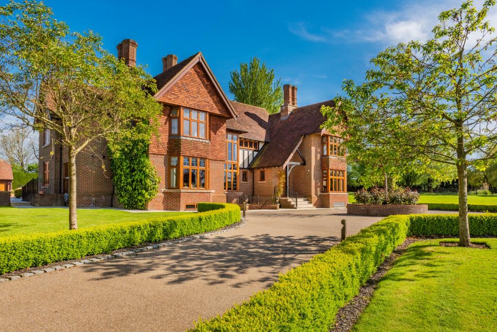 Willow Manor