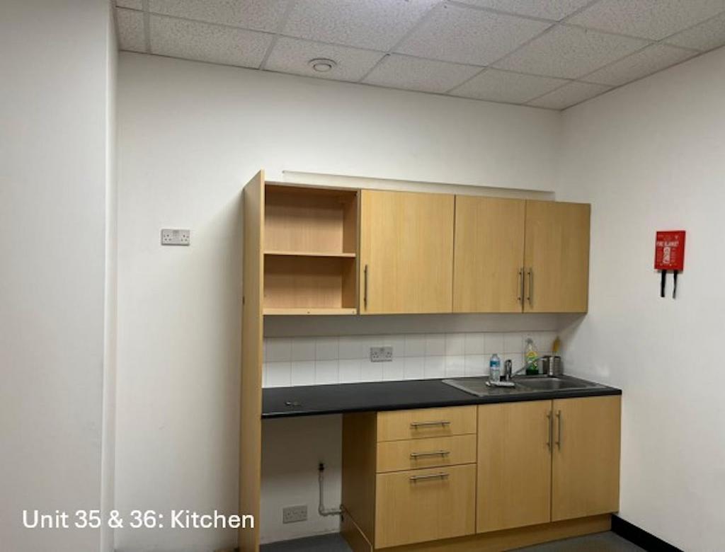 Unit 35  36 Kitchen.jpg