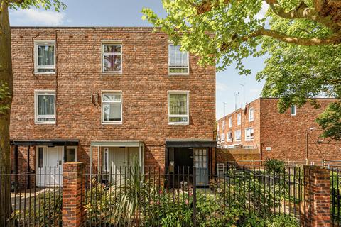 4 bedroom house for sale, Fernhead Road, Maida Vale, W9