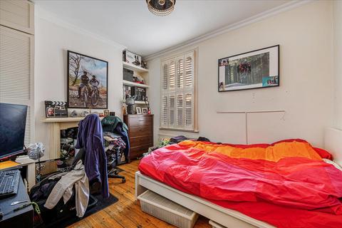 3 bedroom flat for sale, St Marys Road, Brent, NW10