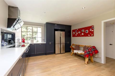 Darquhillan Caledonian Crescent, Auchterarder, PH3 1NG