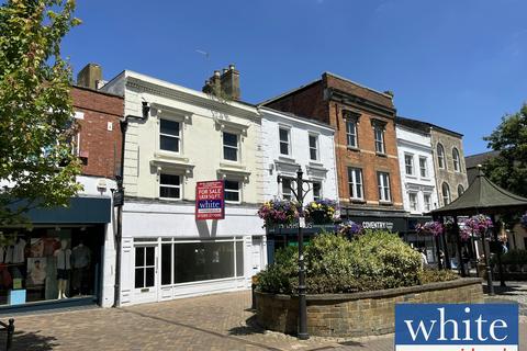 Retail property (high street) for sale, 90 High Street, Banbury, OX16 5JE