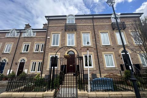 4 bedroom townhouse for sale, Dockwray Square, North Shields, Tyne and Wear, NE30 1JZ