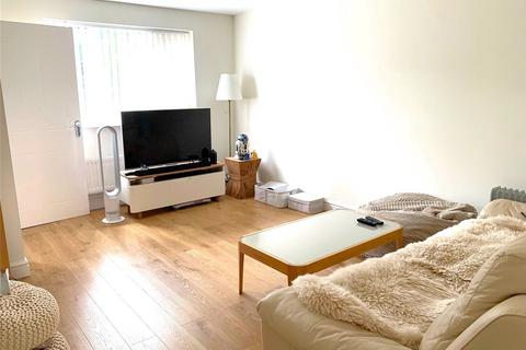 54 May Close, Swindon, SN2 1XB