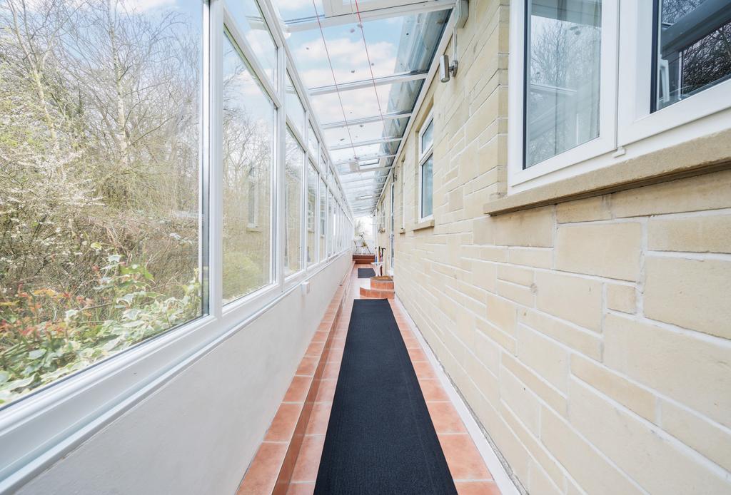 Glazed walkway