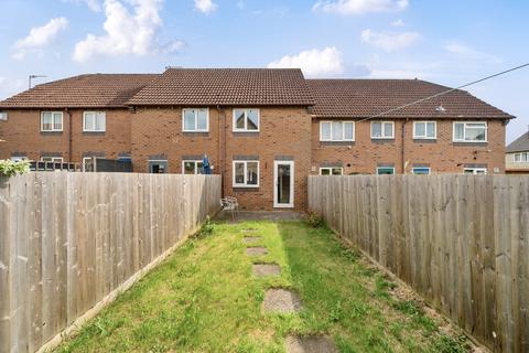 54 The Cornfields, Bishops Cleeve, Cheltenham, GL52 7YQ
