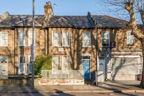 2 bedroom semi-detached house for sale, London, London SW17