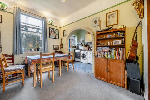 25 Narroways Road, Bristol, BS2 9XB