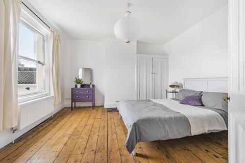 6 Ashley Park, Bristol, BS6 5DX
