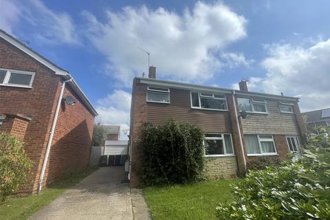 3 bedroom semi-detached house to rent, Bishops Cleeve, Cheltenham GL52