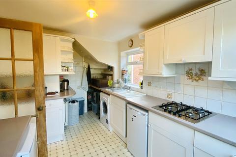 3 bedroom semi-detached house to rent, Bishops Cleeve, Cheltenham GL52