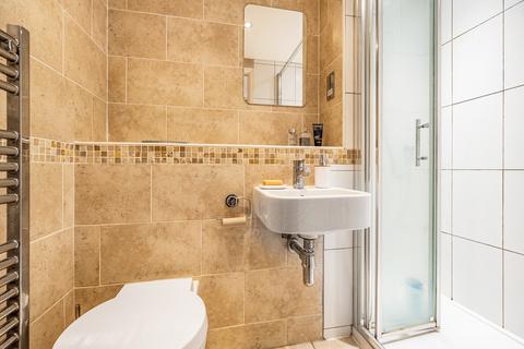 First Floor Flat, 6 Barton Buildings, Bath, BA1 2JR