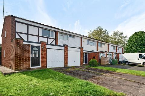 3 bedroom end of terrace house for sale, Atherstone Close, Gloucestershire GL51
