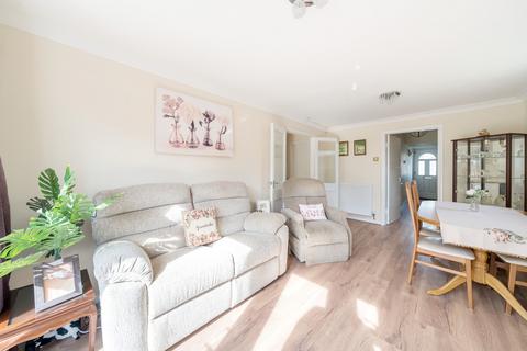 25 Atherstone Close, Cheltenham, GL51 0NX