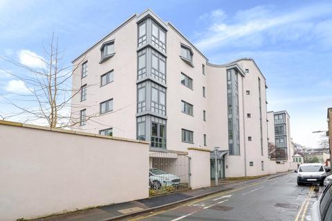 2 bedroom apartment for sale, Imperial Lane, Gloucestershire GL50