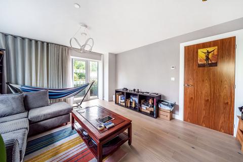 1 bedroom apartment for sale, Lansdown Road, Gloucestershire GL51