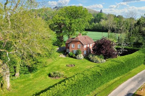 4 bedroom detached house for sale, Hook House Lane, Godalming GU8