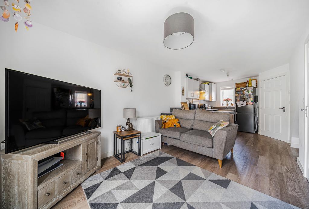 Emersons Green, Bristol BS16 2 bed end of terrace house for sale £274,000