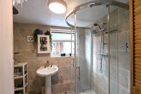 undefined, Swan Road, GLOUCESTER GL1