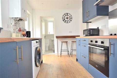 4 bedroom terraced house to rent, Swan Road, Gloucestershire GL1