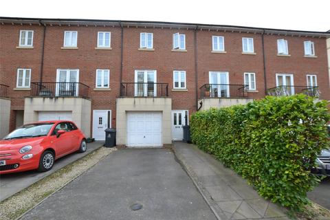 4 bedroom parking to rent, Pillowell Drive, Gloucester GL1