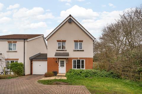 4 bedroom link detached house for sale, Drovers Way, Gloucestershire GL18