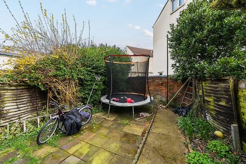 303 Barton Street, Gloucester, GL1 4JE
