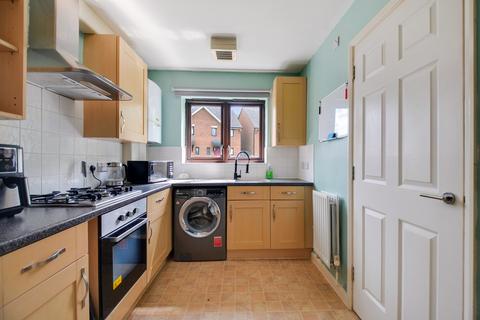 2 bedroom terraced house for sale, at Wentworth Drive, South Oxhey, South Oxhey WD19