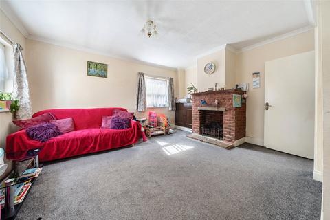 3 bedroom bungalow for sale, Hathersham Close, Smallfield RH6