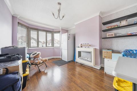 36a Reeves Avenue, London, NW9 8LP