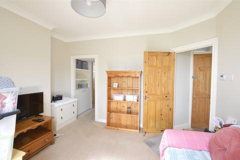 1 bedroom maisonette for sale, Oak Tree Dell, LONDON NW9