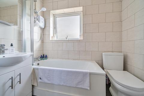 27 Uphill Drive, London, NW9 0BU
