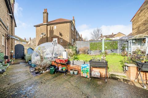 27 Uphill Drive, London, NW9 0BU