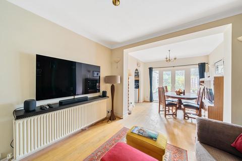 4 bedroom semi-detached house for sale, St. Georges Avenue, London NW9